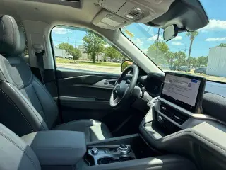 Ford Explorer 2025 AWD Active 4 puertas SUV