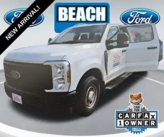 Ford F-350 Super Duty 2024 4x2 XL 4 puertas Cabina Crew 6.8 pies. Caja SRW Pickup