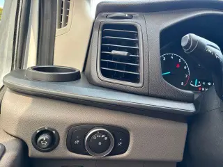 Ford Transit 2023 250 3 puertas LWB Techo Alto Furgón de Carga Extendido