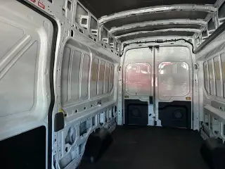 Ford Transit 2023 250 3 puertas LWB Techo Alto Furgón de Carga Extendido