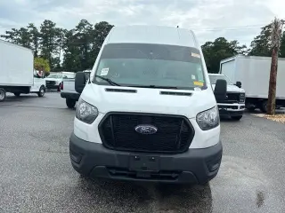 Ford Transit 2023 250 3 puertas LWB Techo Alto Furgón de Carga Extendido