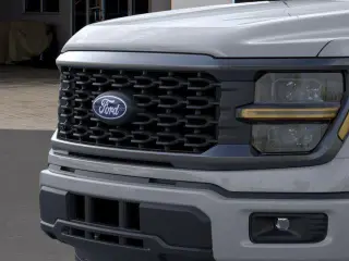 Ford F-150 2026 4x2 STX 4 puertas SuperCrew 5.5 pies. SB