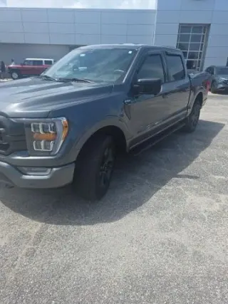 Ford F-150 2023 4x4 XLT 4 puertas SuperCrew 6.5 pies SB