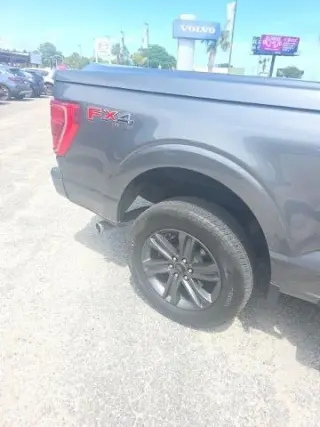 Ford F-150 2023 4x4 XLT 4 puertas SuperCrew 6.5 pies SB