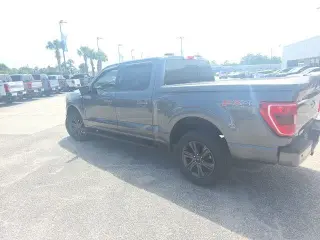 Ford F-150 2023 4x4 XLT 4 puertas SuperCrew 6.5 pies SB