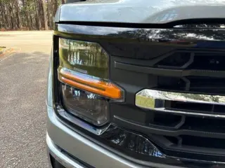 Ford F-150 2025 4x4 XLT 4 puertas SuperCrew 6.5 pies. SB