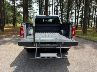 Ford F-150 2023 4x4 XLT Cabina SuperCab 6.5 pies. Caja corta