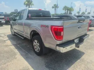 Ford F-150 2023 4x4 XLT Cabina SuperCab 6.5 pies. Caja corta