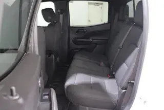 Chevrolet Colorado 2024 4x4 Trail Boss 4 puertas Cabina Crew 5 pies. Caja corta