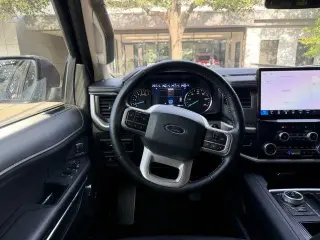 Ford Expedition MAX 2024 4x2 XLT 4 puertas SUV