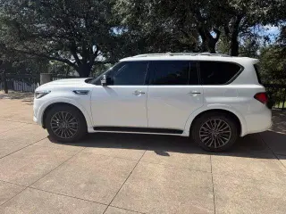 INFINITI QX80 2022 AWD Sensory 4 puertas SUV