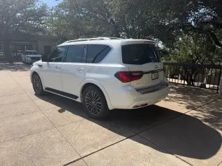 INFINITI QX80 2022 AWD Sensory 4 puertas SUV