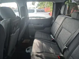 Ford F-250 Super Duty 2024 4x4 XLT Cabina Crew 4 puertas 6.8 pies. Caja corta Pickup