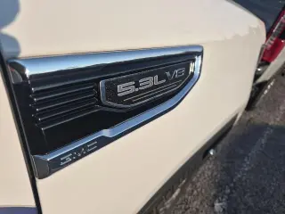 GMC Sierra 1500 2020 4x4 SLE 4 puertas Cabina Crew 5.8 pies. Caja corta