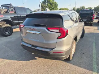 GMC Terrain 2024 AWD SLE 4 puertas SUV