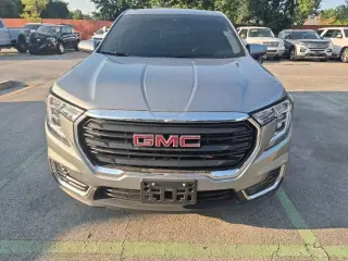 GMC Terrain 2024 AWD SLE 4 puertas SUV