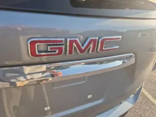 GMC Terrain 2024 AWD SLE 4 puertas SUV