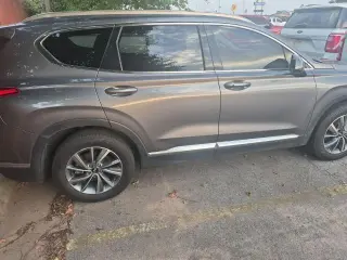 Hyundai SANTA FE 2019 SEL 2.4L 4 puertas Crossover