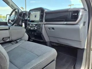 Ford F-150 2025 4x4 XLT 4 puertas SuperCrew 5.5 pies SB