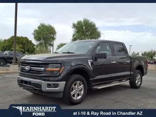 Ford F-150 2025 4x4 XLT 4 puertas SuperCrew 5.5 pies. SB