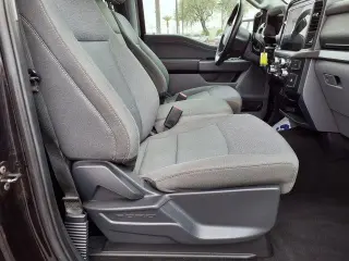Ford F-150 2025 4x4 XLT 4 puertas SuperCrew 5.5 pies. SB