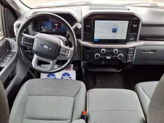 Ford F-150 2025 4x4 XLT 4 puertas SuperCrew 5.5 pies. SB