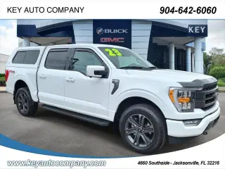 Ford F-150 2023 4x4 Lariat 4 puertas SuperCrew 5.5 pies. Caja corta