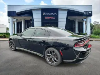 Dodge Charger 2022 SXT 4 puertas Sedan