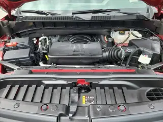 Chevrolet Silverado 1500 2024 4x4 LT 4 puertas Cabina Crew 5.8 pies. SB con 1LT