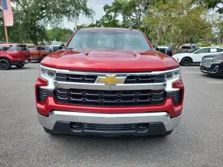 Chevrolet Silverado 1500 2024 4x4 LT 4 puertas Cabina Crew 5.8 pies. SB con 1LT