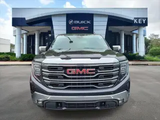 GMC Sierra 1500 2023 4x4 SLT Cabina Crew 4 puertas 5.8 pies. Caja corta
