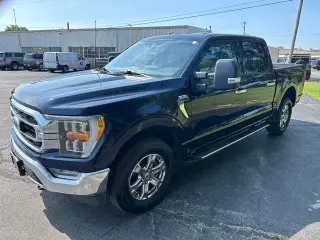 Ford F-150 2023 4x4 XLT 4 puertas SuperCrew 5.5 pies. SB
