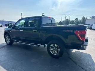 Ford F-150 2023 4x4 XLT 4 puertas SuperCrew 5.5 pies. SB
