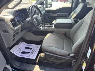 Ford F-150 2023 4x4 XLT 4 puertas SuperCrew 5.5 pies. SB