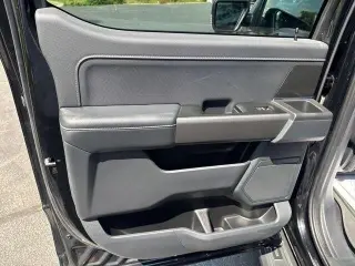 Ford F-150 2024 4x4 XLT 4 puertas SuperCrew 5.5 pies. Caja corta