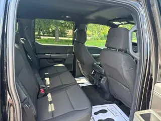 Ford F-150 2024 4x4 XLT 4 puertas SuperCrew 5.5 pies. Caja corta