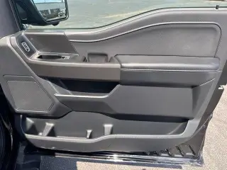 Ford F-150 2024 4x4 XLT 4 puertas SuperCrew 5.5 pies. Caja corta