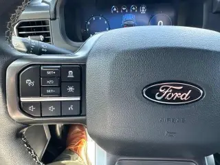 Ford F-150 2024 4x4 XLT 4 puertas SuperCrew 5.5 pies. Caja corta