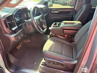 Chevrolet Silverado 1500 2025 4x4 RST 4 puertas Cabina Crew 5.8 pies. SB