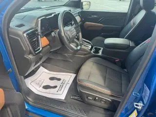 GMC Canyon 2024 4x4 AT4 4 puertas Cabina Crew 5 pies. SB