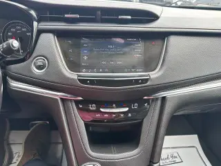 Cadillac XT5 2022 4x4 Sport 4 puertas SUV