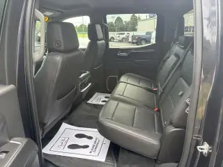 Chevrolet Silverado 1500 2023 4x4 LTZ 4 puertas Cabina Crew 5.8 pies. Caja corta
