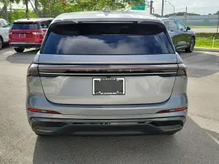 Lincoln Nautilus 2024 AWD Premiere 4 puertas SUV