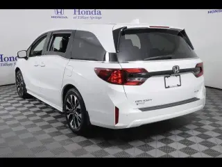 Honda Odyssey 2025 Elite 4 puertas Minivan