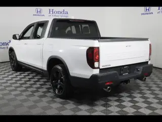 Honda Ridgeline 2024 AWD Black Edition 4 puertas Cabina Crew 5.3 pies SB