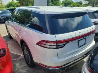 Lincoln Aviator 2024 Premiere 4 puertas SUV