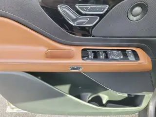 Lincoln Aviator 2023 Reserve 4 puertas SUV