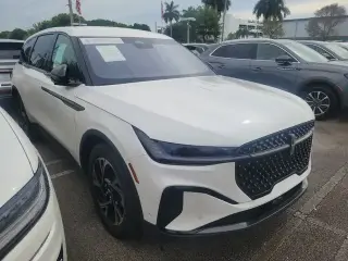 Lincoln Nautilus 2024 AWD Premiere 4 puertas SUV