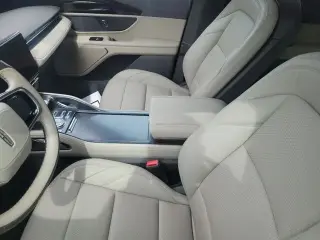 Lincoln Nautilus 2025 AWD Premiere 4 puertas SUV