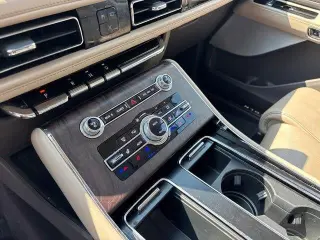 Lincoln Aviator 2022 AWD Reserve 4 puertas SUV